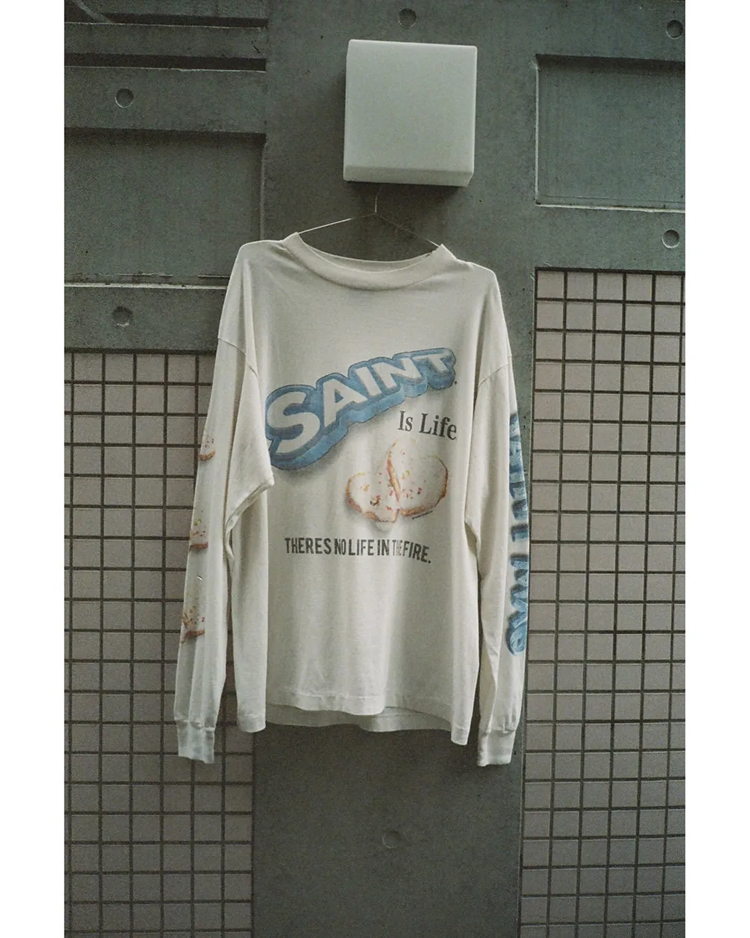 SAINT Mxxxxxx HEART COOKIES L/S TEE/WHT Love Oreo printed long sleeves Off-white S-XL Customized co-branded main mark/wash mark Correct version Ready-made garments washed and distressed VINTAGE feeling Top-notch printing technology Perfect restoration